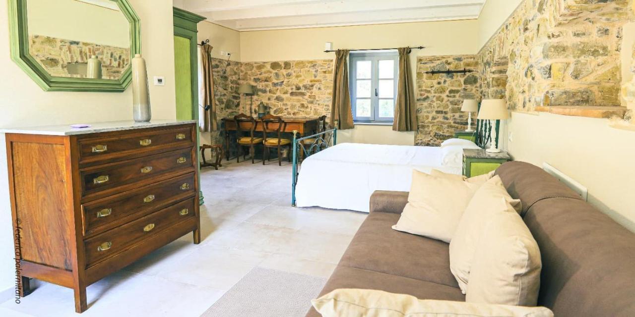 Agriturismo I Giunchi Mochignano Ngoại thất bức ảnh